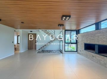 Casa · 268m² · 5 Ambientes · 4 Cocheras · Venta - Casa a Estrenar en Barrio Tilbury - Pilará - Pilar