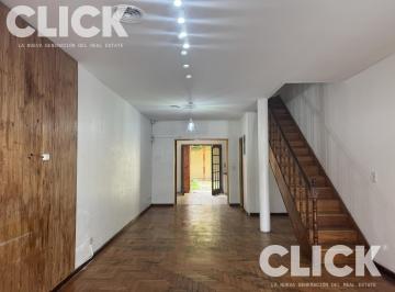 Casa · 100m² · 5 Ambientes · 1 Cochera · Alquiler - Casa en Duplex de 3 Pisos con Patio y Cochera - Saavedra
