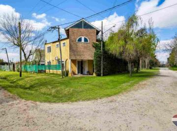Casa · 190m² · 5 Ambientes · 2 Cocheras · Casa en Venta La Plata
