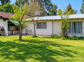 Casa · 200m² · 6 Ambientes · 2 Cocheras · Lote con Vivienda, Excelente Potencial en Cañuelas