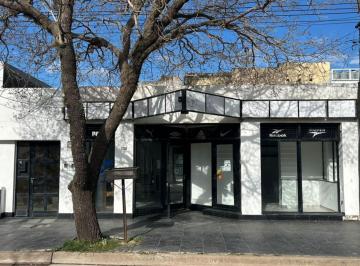 Casa · 192m² · 7 Ambientes · Venta Casa Céntrica Más Local Comercial