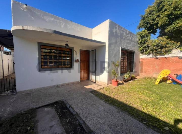 Casa · 86m² · 3 Ambientes · 2 Cocheras