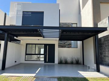 Casa · 180m² · 8 Ambientes · 2 Cocheras · Duplex en Greenville 2