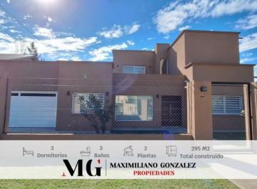 Casa · 270m² · 4 Ambientes · 2 Cocheras · Casa Venta 4 Ambientes - Barrio Links