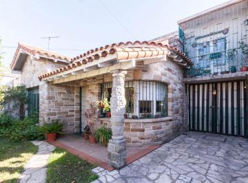 Casa · 155m² · 4 Ambientes · 3 Cocheras · Casa 4 Amb - Parque - Garage - Apto Cred
