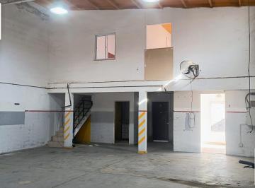 Local comercial · 135m² · 4 Ambientes · Local en Plottier
