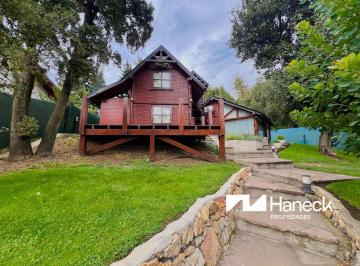 Casa · 126m² · 4 Ambientes · 3 Cocheras · Alquiler Casa 3 Dorm., El Faldeo, Bariloche