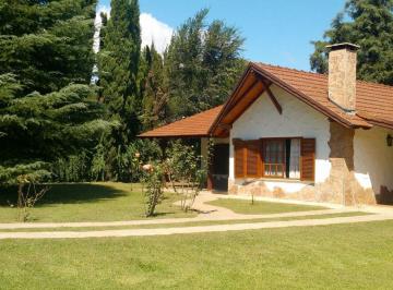 Casa de 3 ambientes, Villa General Belgrano · Casa en Alquiler en Villa General Belgrano