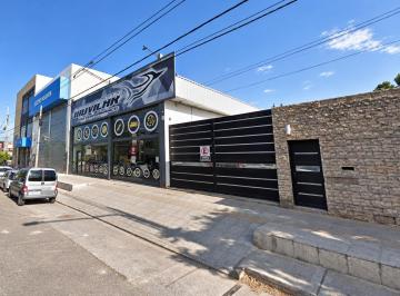 Bodega-Galpón · 550m² · Alquiler Galpón 550 m² - Neuquén Capital
