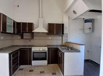 PH · 63m² · 2 Ambientes · PH 2 Amb Alquiler /1 Dorm - Altillo - Patio. Luzuriaga