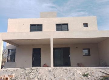 Casa de 4 ambientes, Villa Carlos Paz · Casa en Contruccion