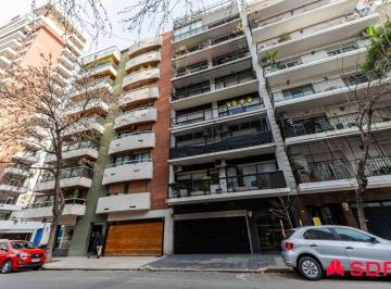 Departamento · 130ha · 4 Ambientes · 1 Cochera · Piso en Venta. 3 Dorm. en Segui 3800 y Lafinur, Impecable