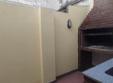 PH · 60m² · 2 Ambientes · Venta PH 2 Ambientes Balcón Corrido y Patio con Parrilla Devoto Apto Credito Posibilidad de Cochera