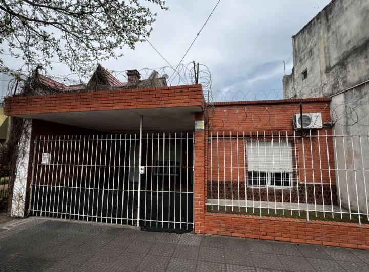 Casa · 103m² · 3 Ambientes · 1 Cochera