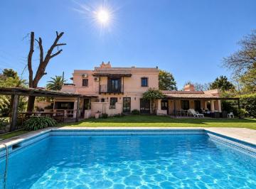 Casa · 390m² · 9 Ambientes · La Horqueta, Vergara y Segurola. Casa Estilo Colonial, en Venta.