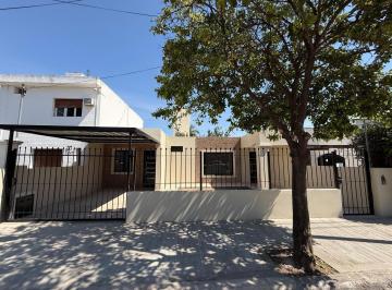 Foto · Casa de Dos Dorm. en Venta Villa Centenario