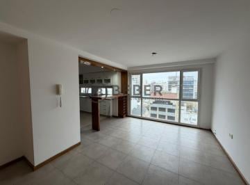 Departamento · 84m² · 3 Ambientes · En Venta Tres Ambientes Al Contrafrente, Plaza Mitre