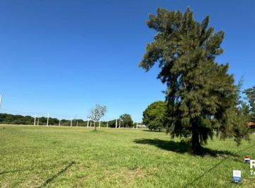Terreno · 389m² · Lote en Venta - Terreno Barrio Residencial Beyqui