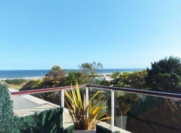 Departamento · 170m² · 5 Ambientes · 2 Cocheras · Alquiler Apto Brava, 3 Dormis y Servicio, Piscina.
