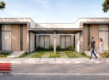 PH de 3 ambientes, Maipú · Casa a Estrenar 2 Dorm. – Barrio Vista Michello Furlotti