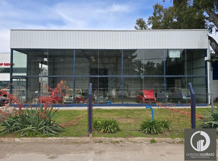 Local comercial · 1000m²