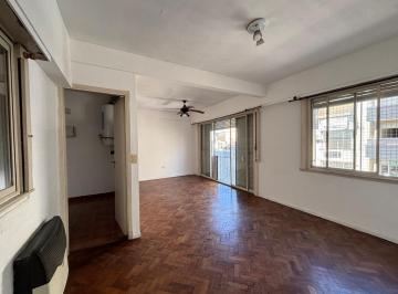 Departamento · 70m² · 3 Ambientes · Venta 3 Amb en Inmejorable Ubicación en Villa del Parque - Cerca Shopping