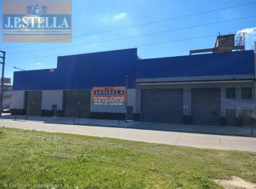 Bodega-Galpón · 900m² · Galpón Industrial Y/o Logístico en Esquina 900 m² S/ Lote 2.200 m² Frente a 2 Calles - Loma Hermosa