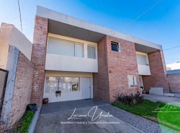 PH · 113m² · 4 Ambientes · 1 Cochera · Venta de Duplex en Barrio Rincon Lindo Cipolletti