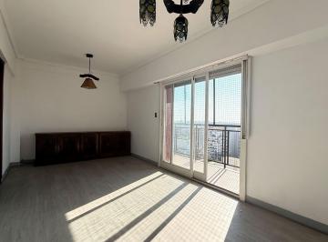 Departamento · 55m² · 3 Ambientes · 1 Cochera · Departamento 3 Amb en Venta con Cochera Doble!