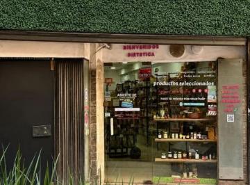 Local comercial · 236m² · 1 Ambiente · Local en Alquiler - Microcentro