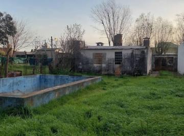 Terreno · 498m² · Venta Terreno 500 m², con Vivienda a Reciclar, Pileta, El Caramelo, Rosario