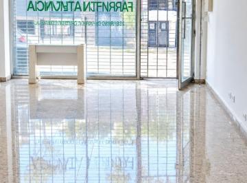Local comercial · 106m² · Local en Villa del Parque