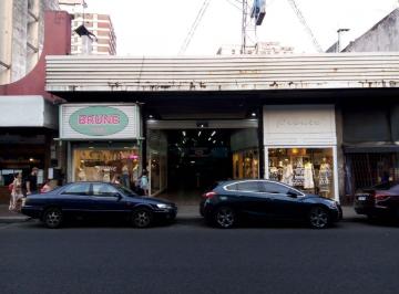 Local comercial de 1 ambiente, Caballito · Local con Entre Piso de Loza en Galeria Centenera, en 1° Junta, Ingreso por 2 Calles