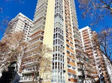 Departamento · 380m² · 6 Ambientes · 2 Cocheras · 11 de Septiembre 1700 - Piso de 6 Ambientes en Venta en Belgrano en Torre de Categoría
