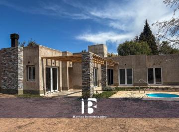 Casa de 5 ambientes, Chacras de Coria · Casa en Chacras de Coria
