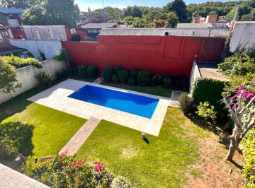 PH · 140m² · 4 Ambientes · 2 Cocheras · Casa Venta 4 Amb Martínez/ Condominio Cerrado!