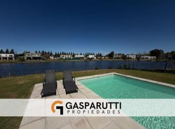 Casa · 318m² · 4 Ambientes · 3 Cocheras · Casa en Venta en San Matías a La Laguna, Escobar Gba Norte