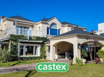 Casa · 320m² · 7 Ambientes · 1 Cochera · Casa en Venta Las Caletas Nordelta