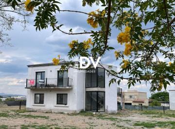 Casa · 390m² · 4 Ambientes · Casa en Venta - 4 Ambientes - La Reserva de San Lorenzo