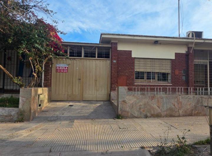 Departamento en alquiler en Dorrego · 5 ambientes