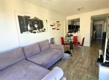 Departamento · 55m² · 2 Ambientes · 1 Cochera · Impecable Departamento 2 Ambientes / Excelente Ubicacion