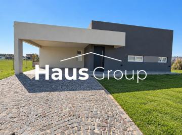 Casa de 4 ambientes, Ezeiza · Casa en Venta a Estrenar en San Simón Canning