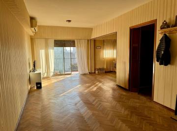 Departamento · 87m² · 4 Ambientes · 1 Cochera · Depto 4 Ambientes en Venta en Floresta C/ Cochera