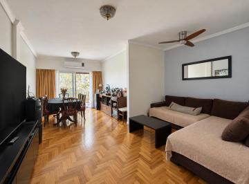 Departamento · 101m² · 4 Ambientes · 1 Cochera · Venta de Departamento 4 Ambientes con Dependencia y Cochera en Caballito