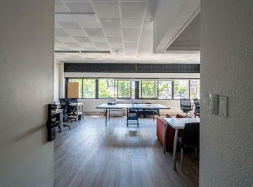 Edificio · 629m² · 20 Cocheras · Alquiler Edificio Comercial C/ Oficinas y Cocheras