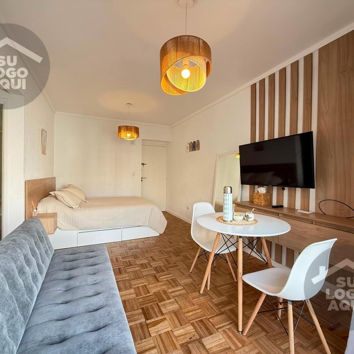 monoambiente A la calle con balcón de 27 m²