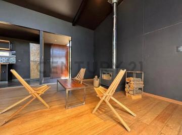 Casa · 160m² · 2 Dormitorios · 2 Cocheras · Venta Casa de Montaña. villa del Condor. Barrio de Casas y Club de Montaña