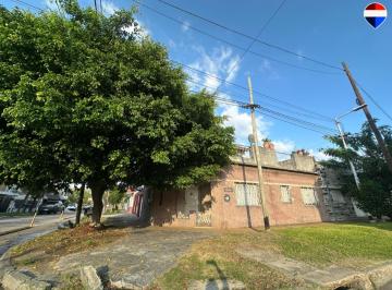 PH · 89m² · 5 Ambientes · 1 Cochera · Venta PH 5 Ambientes Cochera Sarandi a Refaccionar