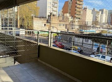 Departamento de 2 ambientes, Flores · Departamento en Alquiler de 2 Amb Apto Profesional en Flores Cerca del Subte