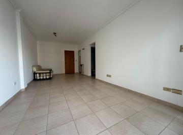 Departamento de 3 ambientes, Avellaneda · Hermoso Departamento 3 Ambientes Al Fte en Alquiler Avellaneda Centro Excelente Estado y Ubicación